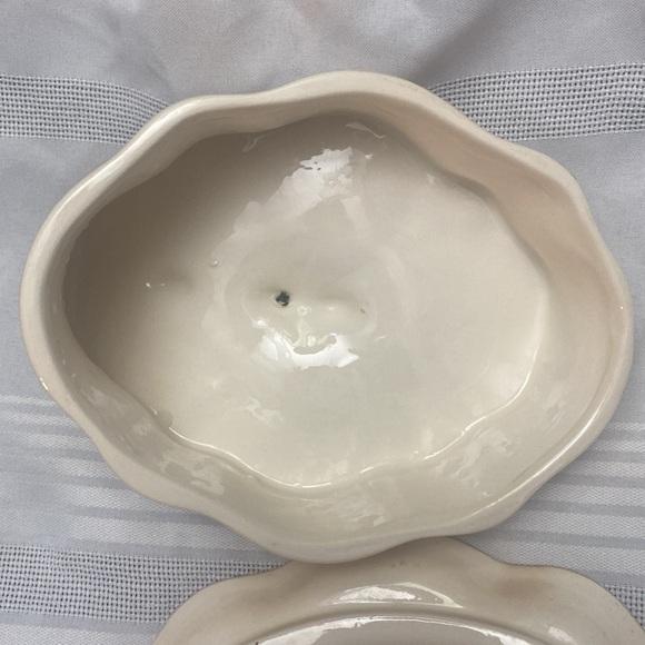 Ceramic Butter/Cheese Dish - Picture 6 of 16